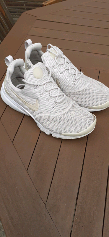cheap nike trainers size 4